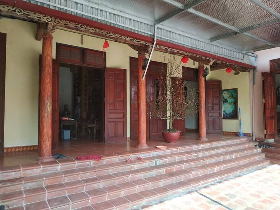 Ông lão U90 ở Hà Nội kể chuyện “tán đổ” vợ trẻ kém 40 chỉ bằng... câu nói đùa - 1