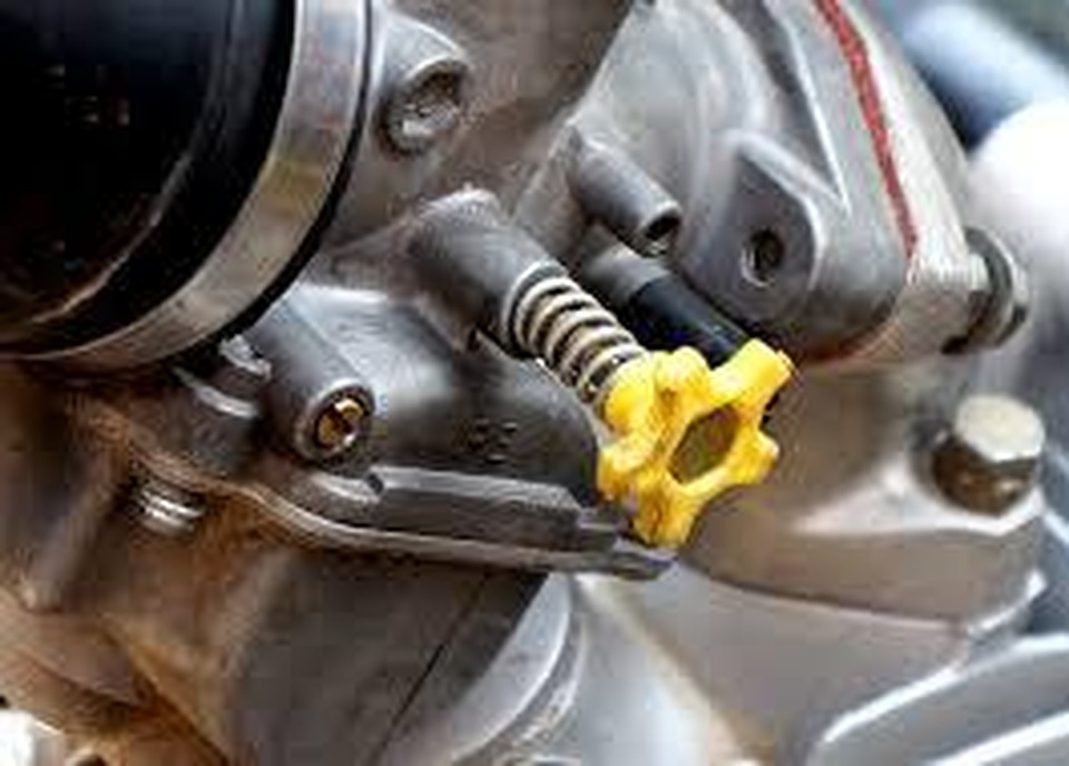 Đột kích đoàn “bão đêm”, tạm giữ 6 “quái xế” - 3 Đột kích đoàn “bão đêm”, tạm giữ 6 “quái xế” - 3