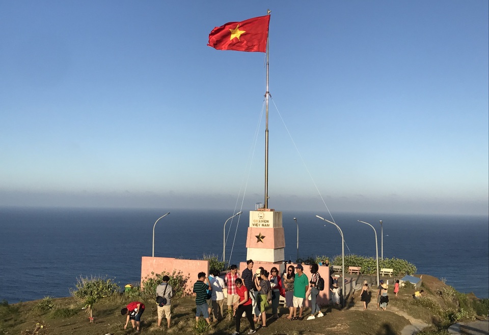 Hình 2.jpg Hình 2.jpg