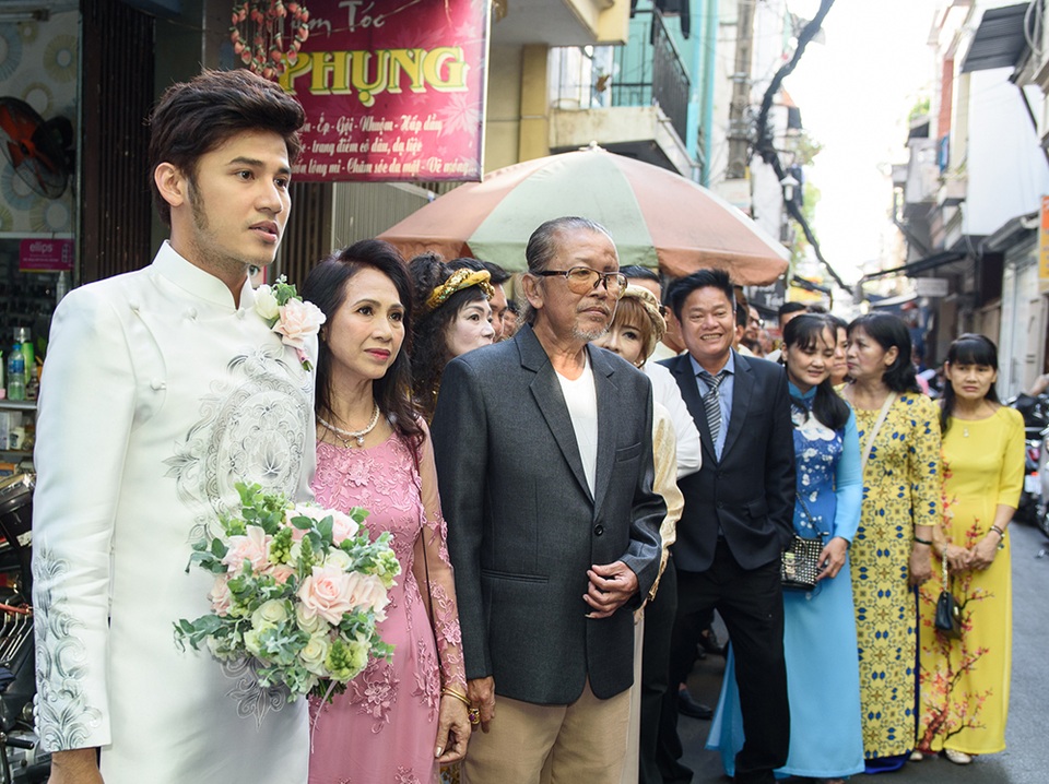 Lễ vu quy ngọt ngào của diễn viên “Gạo nếp gạo tẻ” - Vũ Ngọc Ánh - 8 Lễ vu quy ngọt ngào của diễn viên “Gạo nếp gạo tẻ” - Vũ Ngọc Ánh - 8