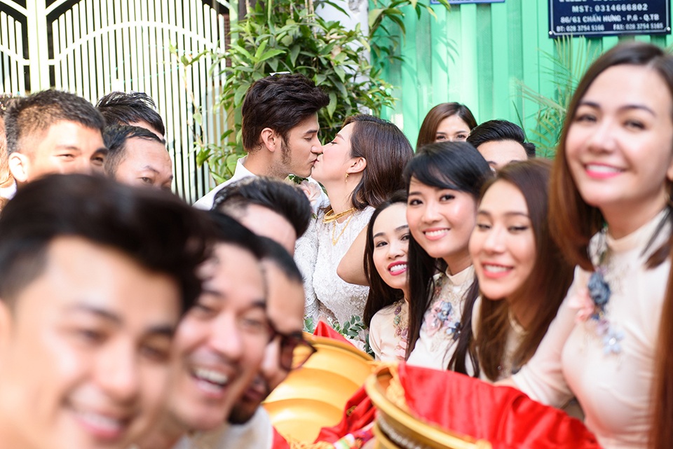 Lễ vu quy ngọt ngào của diễn viên “Gạo nếp gạo tẻ” - Vũ Ngọc Ánh - 18 Lễ vu quy ngọt ngào của diễn viên “Gạo nếp gạo tẻ” - Vũ Ngọc Ánh - 18