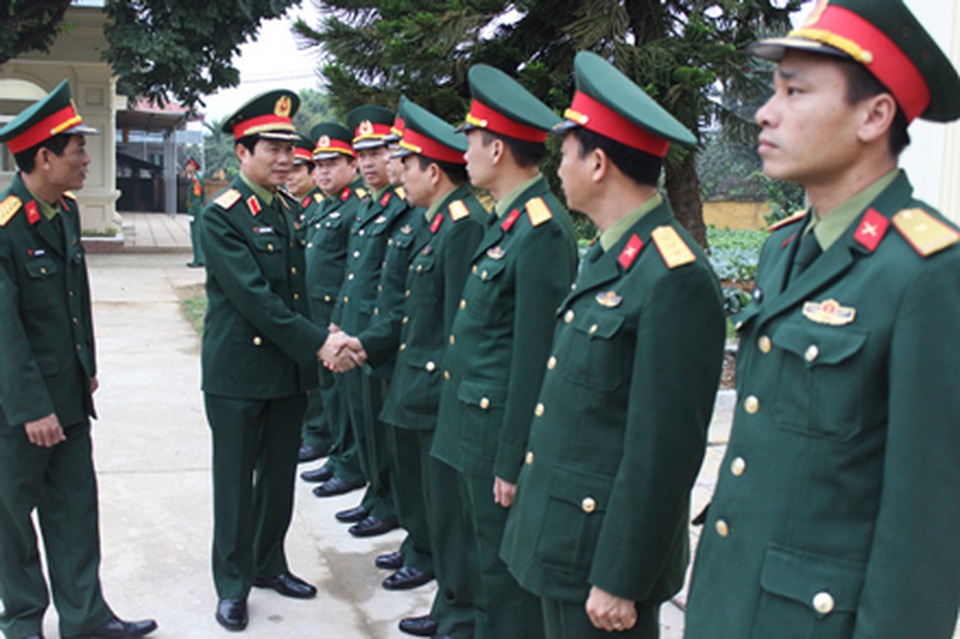 Kiên quyết không tuyển quân những người có hình xăm phản cảm - 3 Kiên quyết không tuyển quân những người có hình xăm phản cảm - 3
