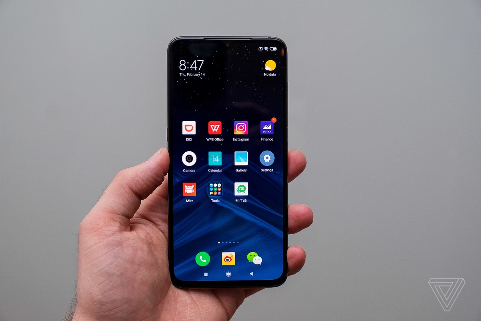 Xiaomi Mi 9 ra mắt với 3 camera sau, giá từ 10,6 triệu đồng - 3 Xiaomi Mi 9 ra mắt với 3 camera sau, giá từ 10,6 triệu đồng - 3
