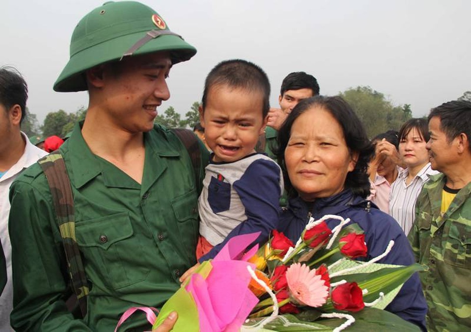 Thanh niên cả nước hăng hái lên đường nhập ngũ - 27