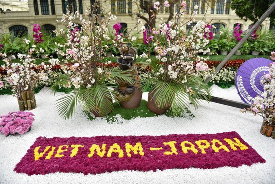 vietnam japan.jpg vietnam japan.jpg
