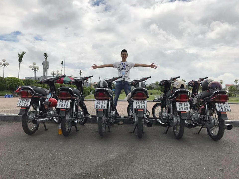 Xe máy cũ hét giá trên trời, ngang ngửa ô tô hạng sang - 8..jpg Xe máy cũ hét giá trên trời, ngang ngửa ô tô hạng sang - 8..jpg