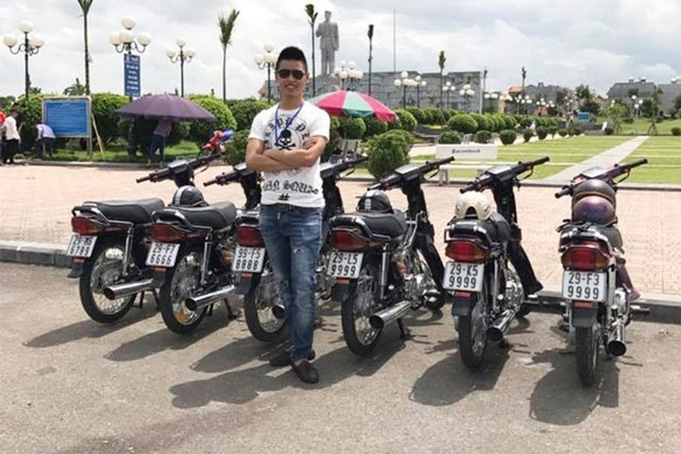 Xe máy cũ hét giá trên trời, ngang ngửa ô tô hạng sang - 9..jpg Xe máy cũ hét giá trên trời, ngang ngửa ô tô hạng sang - 9..jpg
