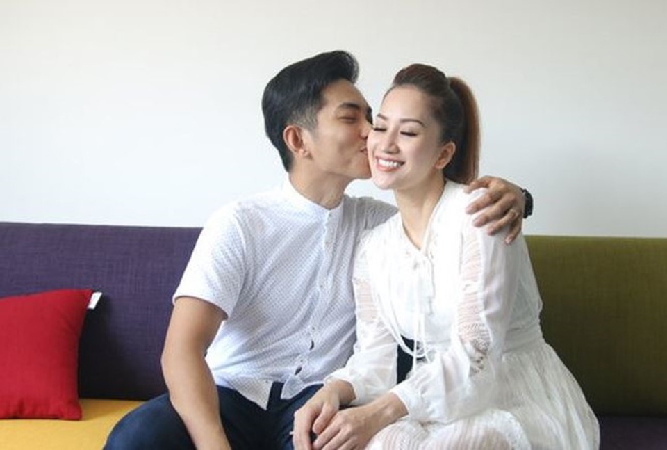 Phan Hiển tiết lộ Khánh Thi làm dâu trong gia đình tứ đại đồng đường - 3 Phan Hiển tiết lộ Khánh Thi làm dâu trong gia đình tứ đại đồng đường - 3