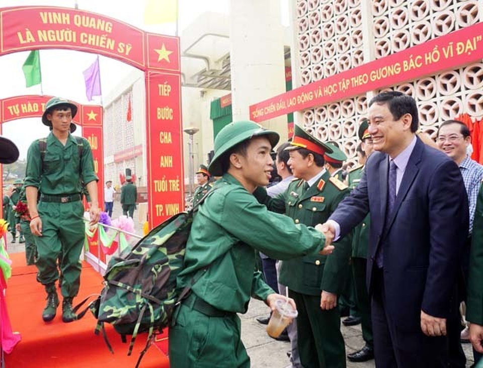 Tân binh cả nước bịn rịn trong ngày lên đường nhập ngũ - 31 Tân binh cả nước bịn rịn trong ngày lên đường nhập ngũ - 31