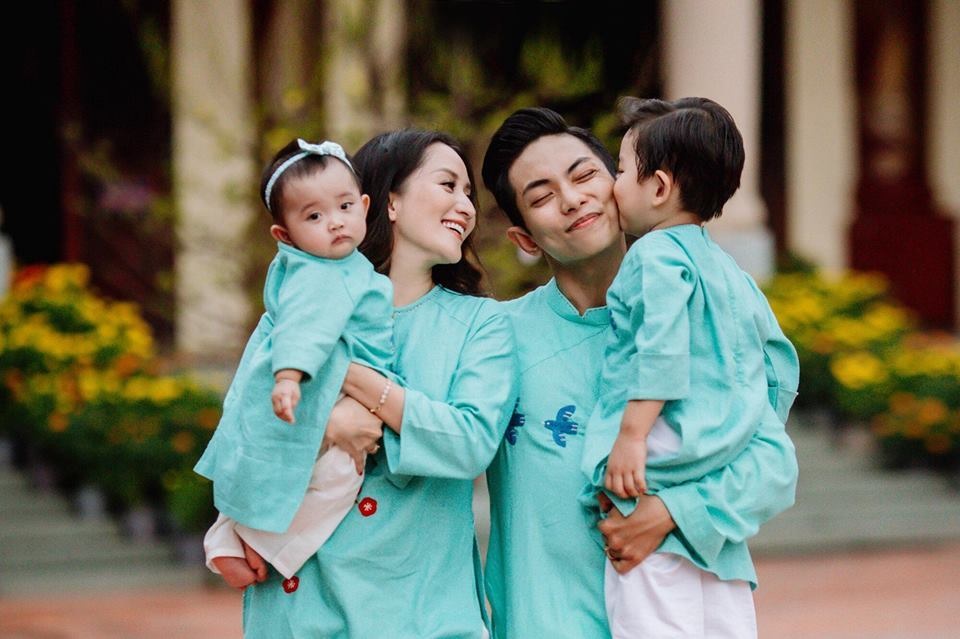 Phan Hiển tiết lộ Khánh Thi làm dâu trong gia đình tứ đại đồng đường - 2 Phan Hiển tiết lộ Khánh Thi làm dâu trong gia đình tứ đại đồng đường - 2