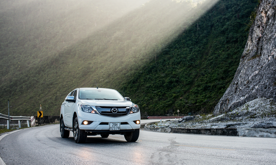 Nhận ngay ưu đãi 40 triệu đồng khi đặt mua Mazda BT-50  - 3