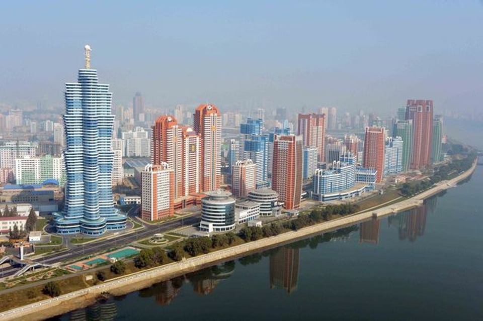 Kinh tế Triều Tiên tăng trưởng dưới thời ông Kim Jong-un bất chấp lệnh trừng phạt bủa vây - 4 Kinh tế Triều Tiên tăng trưởng dưới thời ông Kim Jong-un bất chấp lệnh trừng phạt bủa vây - 4