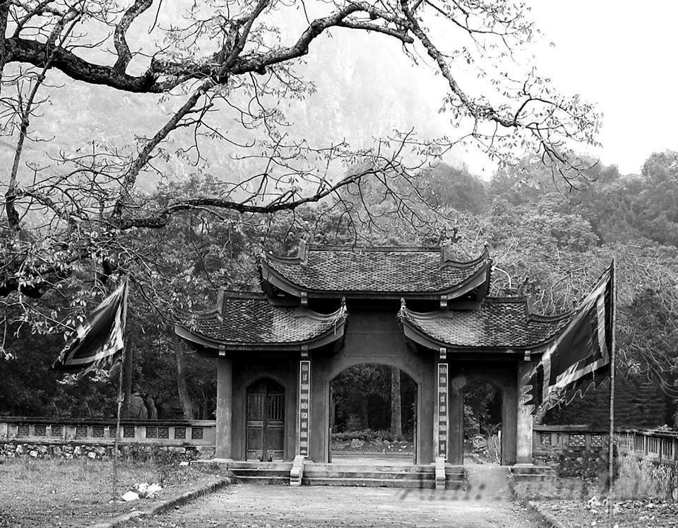hoa lư tứ trấn 1.jpg hoa lư tứ trấn 1.jpg