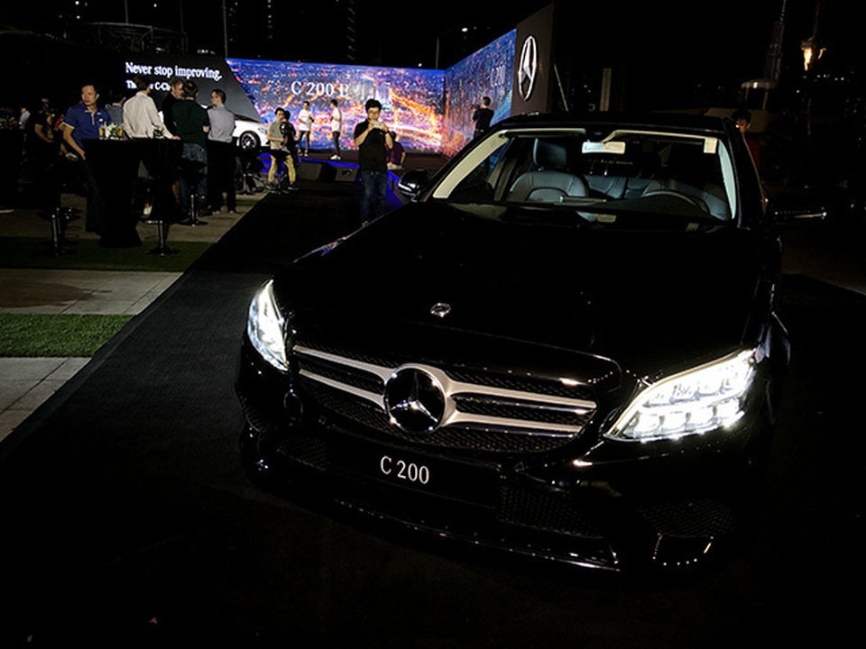 Mercedes-Benz C-Class 2019 tại Việt Nam có giá từ 1,49 tỉ đồng - 2 Mercedes-Benz C-Class 2019 tại Việt Nam có giá từ 1,49 tỉ đồng - 2