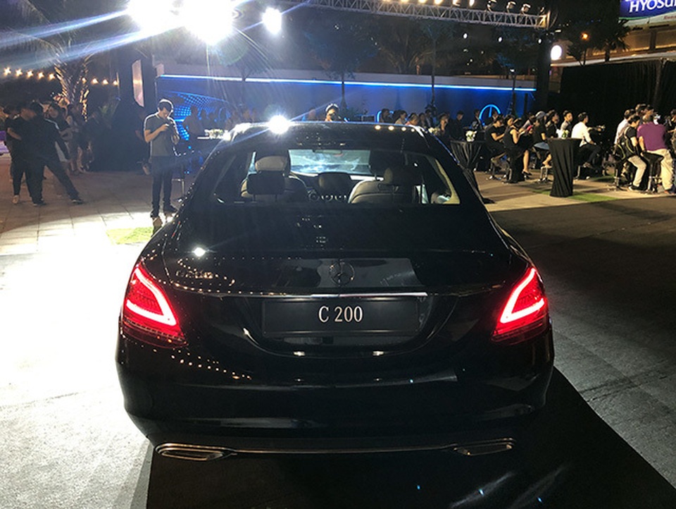 Mercedes-Benz C-Class 2019 tại Việt Nam có giá từ 1,49 tỉ đồng - 5 Mercedes-Benz C-Class 2019 tại Việt Nam có giá từ 1,49 tỉ đồng - 5