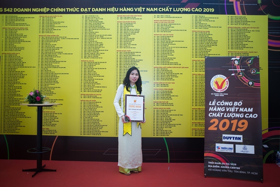 Công ty Nhựa Long Thành đạt danh hiệu Hàng Việt Nam chất lượng cao 2019 - 5 Công ty Nhựa Long Thành đạt danh hiệu Hàng Việt Nam chất lượng cao 2019 - 5