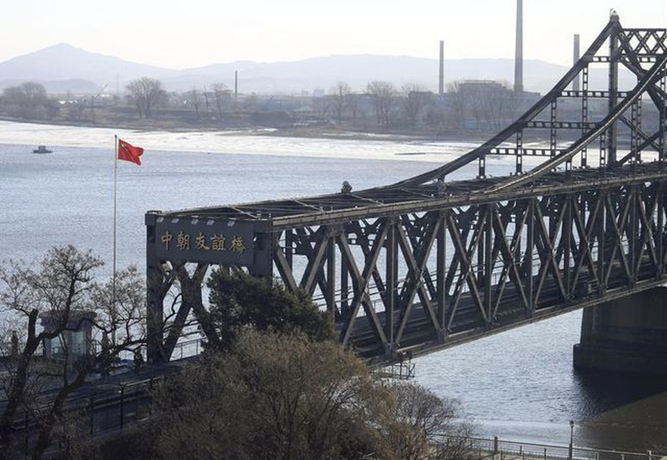 Khách sạn biên giới Trung -Triều dừng đặt phòng, ông Kim Jong-un có thể sắp rời Bình Nhưỡng - 1 Khách sạn biên giới Trung -Triều dừng đặt phòng, ông Kim Jong-un có thể sắp rời Bình Nhưỡng - 1