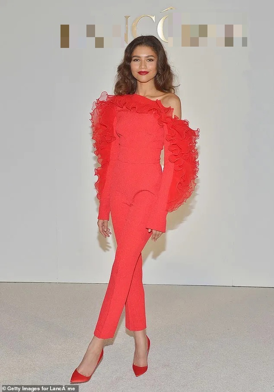 Zendaya đẹp kiều diễm với tông màu đỏ - 1 Zendaya đẹp kiều diễm với tông màu đỏ - 1
