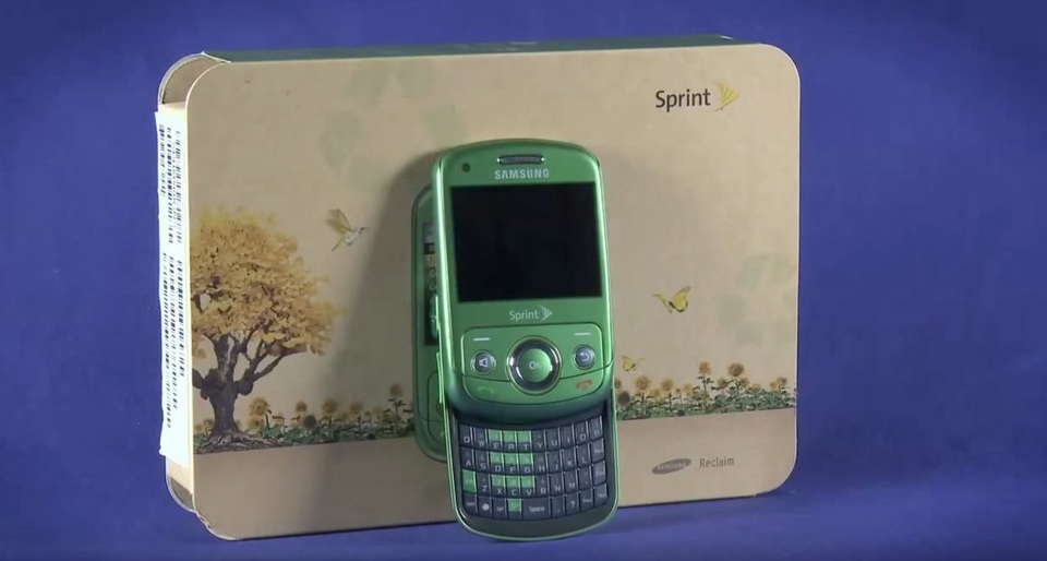 Nhìn lại những chiếc điện thoại phá cách của Samsung trong hơn một thập kỷ qua - 5