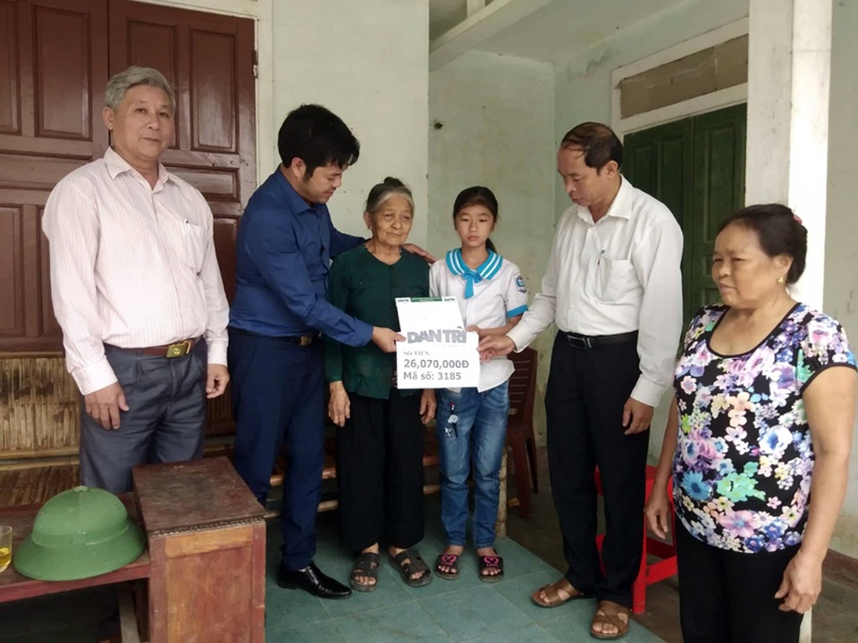 Thêm tấm lòng bạn đọc đến với 2 anh em mồ côi - 3 Thêm tấm lòng bạn đọc đến với 2 anh em mồ côi - 3