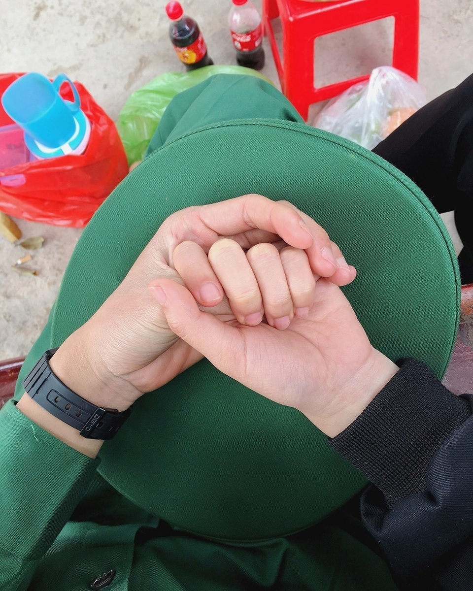 Chuyện tình yêu bộ đội nghĩa vụ: “Còn tin còn yêu còn cố gắng” - 3 Chuyện tình yêu bộ đội nghĩa vụ: “Còn tin còn yêu còn cố gắng” - 3