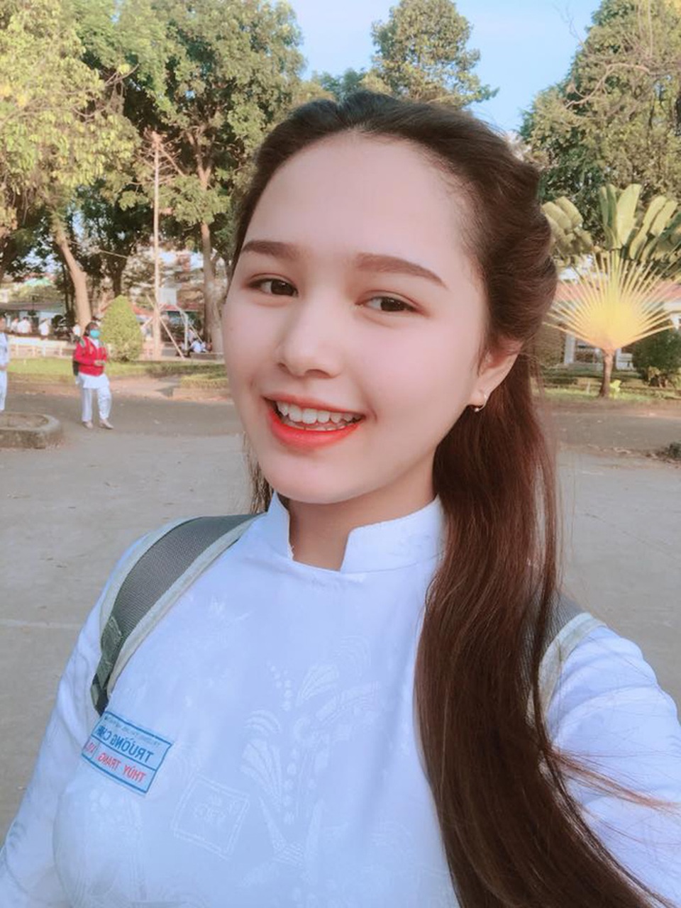 Cô gái Việt đẹp tựa "hot girl có gương mặt đẹp nhất Hàn Quốc" hình ảnh 2 co gai viet dep tua "hot girl co guong mat dep nhat han quoc" hinh anh 2