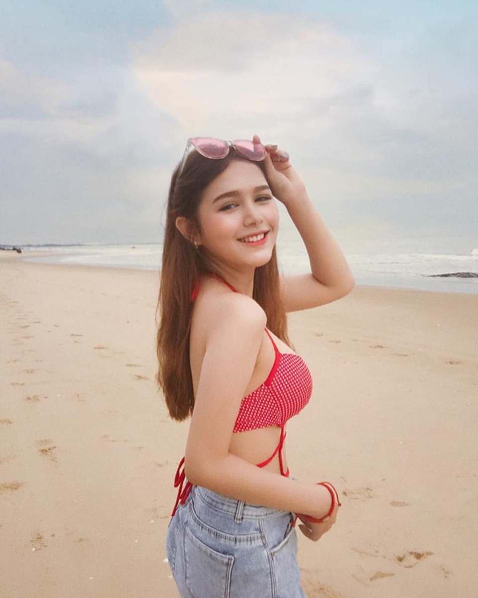 Cô gái Việt đẹp tựa "hot girl có gương mặt đẹp nhất Hàn Quốc" hình ảnh 3 co gai viet dep tua "hot girl co guong mat dep nhat han quoc" hinh anh 3