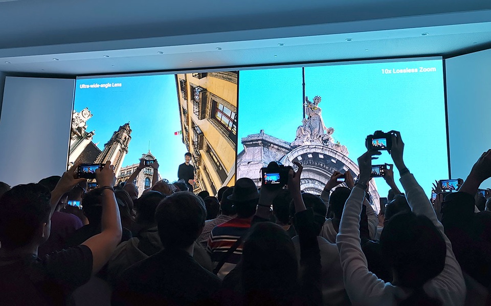 Oppo trình làng smartphone zoom quang 10X đầu tiên trên thế giới - 2 Oppo trình làng smartphone zoom quang 10X đầu tiên trên thế giới - 2
