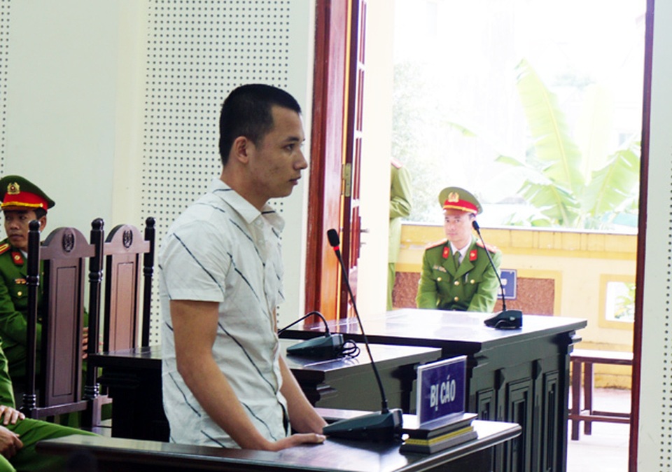 Nam thanh niên cắt gân chân, sát hại người hàng xóm được giảm án - 1