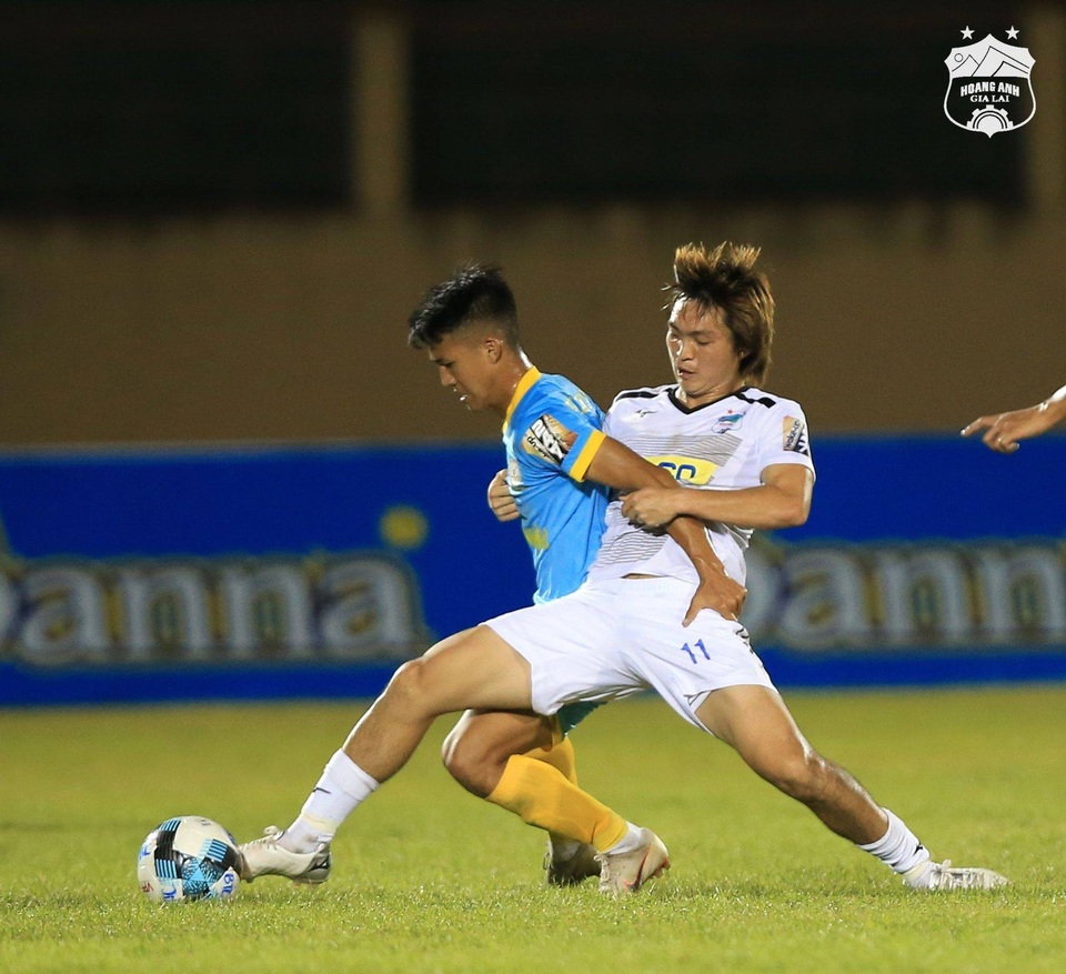 Ngày trở lại ngọt ngào của Tuấn Anh tại V-League - 1 Ngày trở lại ngọt ngào của Tuấn Anh tại V-League - 1
