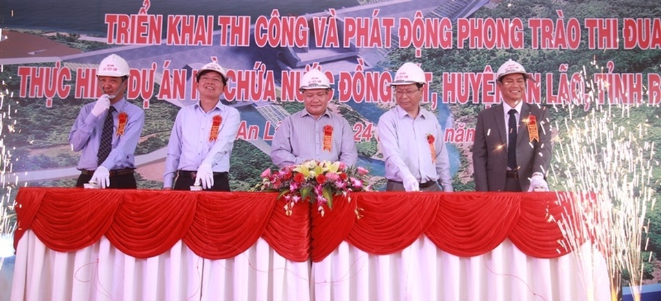 2.JPG 2.JPG