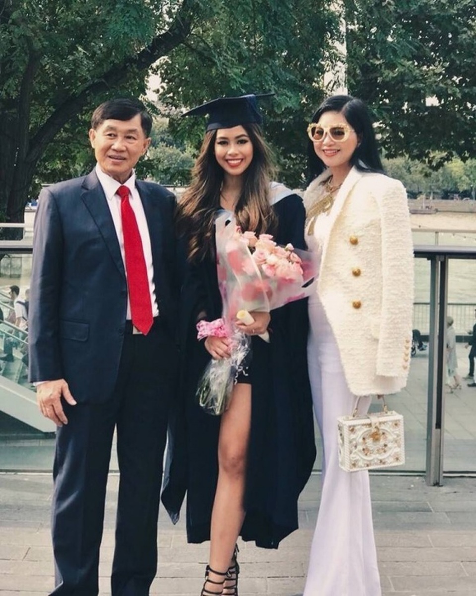 Cuộc sống thượng lưu của cô nàng con nhà giàu đình đám Việt Nam - 1 Cuộc sống thượng lưu của cô nàng con nhà giàu đình đám Việt Nam