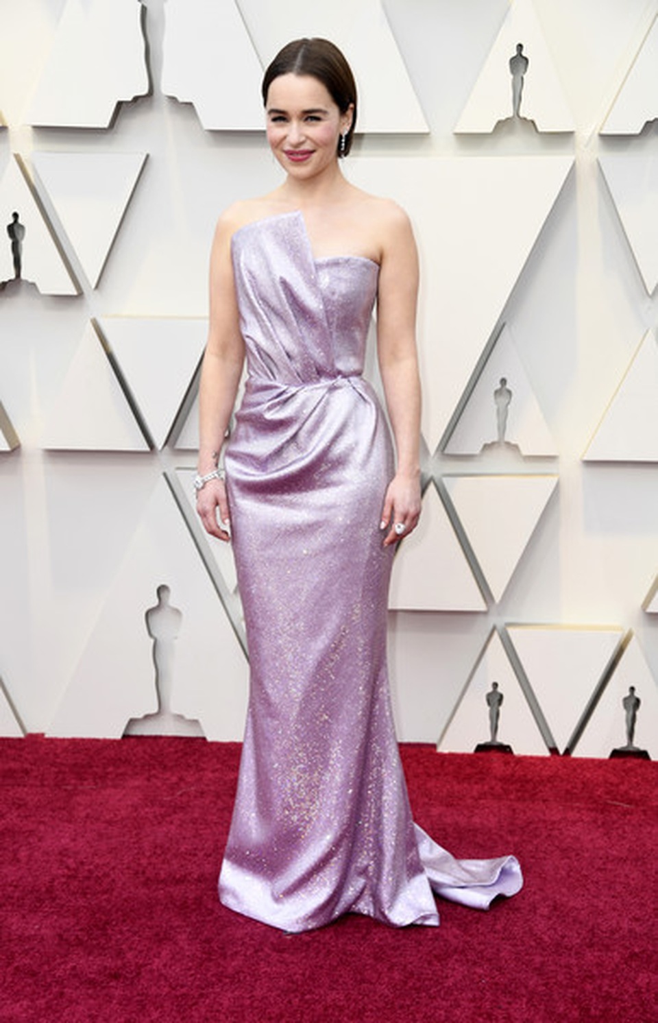 Minh tinh Hollywood khoe váy áo lộng lẫy trên thảm đỏ Oscar 2019 - 11 Minh tinh Hollywood khoe váy áo lộng lẫy trên thảm đỏ Oscar 2019 - 11