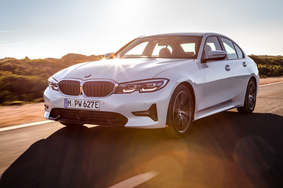 Trông đợi gì ở BMW trong dịp Triển lãm ô tô Geneva tới đây? - 4 Trông đợi gì ở BMW trong dịp Triển lãm ô tô Geneva tới đây? - 4