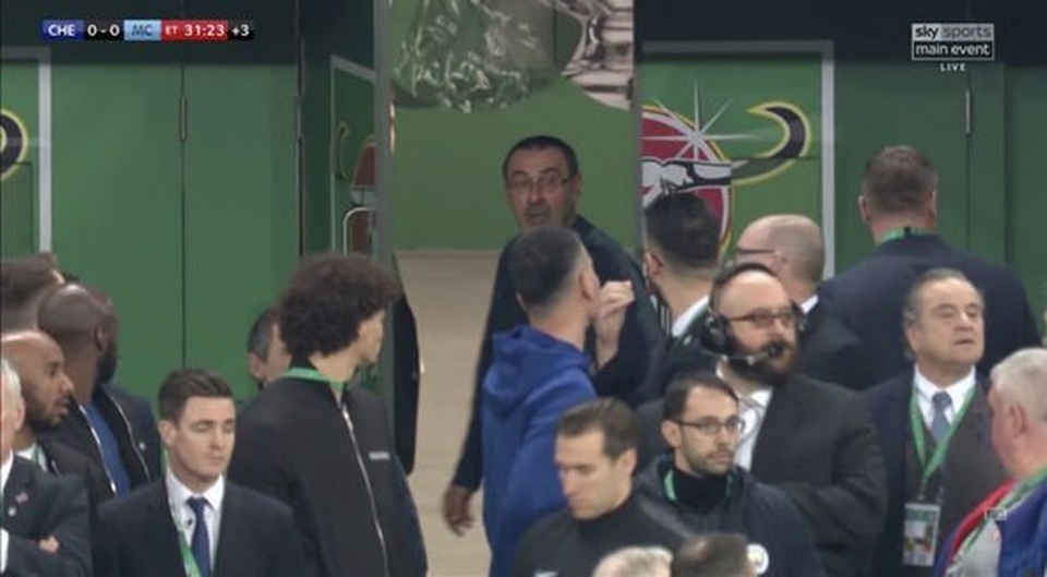 HLV Sarri tức điên do thủ thành Kepa Arrizabalaga không chịu rời sân - 9 HLV Sarri tức điên do thủ thành Kepa Arrizabalaga không chịu rời sân - 9