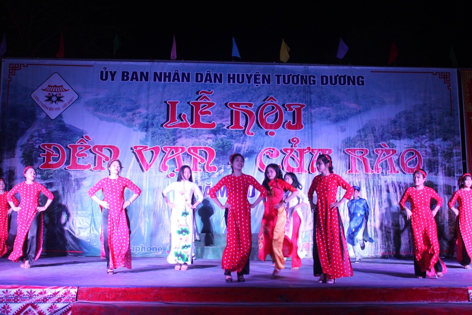 Ấn tượng với lễ hội nơi hợp lưu giữa 3 con sông - 20 Ấn tượng với lễ hội nơi hợp lưu giữa 3 con sông - 20