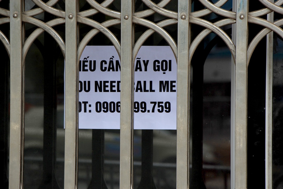 Chó nghiệp vụ tuần tra trong khuôn viên khách sạn Marriot - 10 Chó nghiệp vụ tuần tra trong khuôn viên khách sạn Marriot - 10