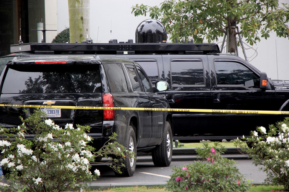 Chó nghiệp vụ tuần tra trong khuôn viên khách sạn Marriot - 5 Chó nghiệp vụ tuần tra trong khuôn viên khách sạn Marriot - 5