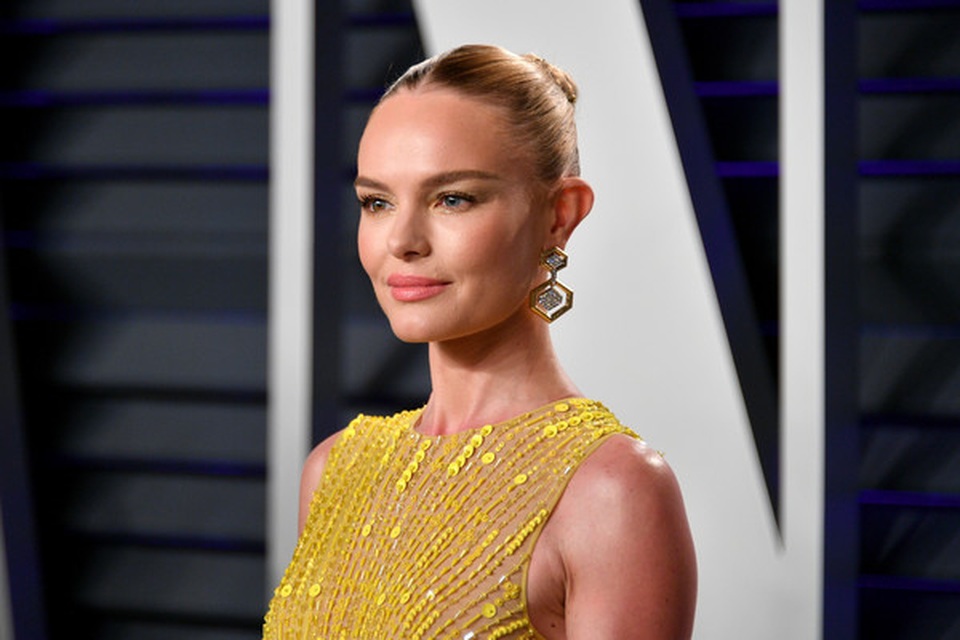 Siêu mẫu bạch biến diện váy sành điệu dự tiệc Oscar  - 7