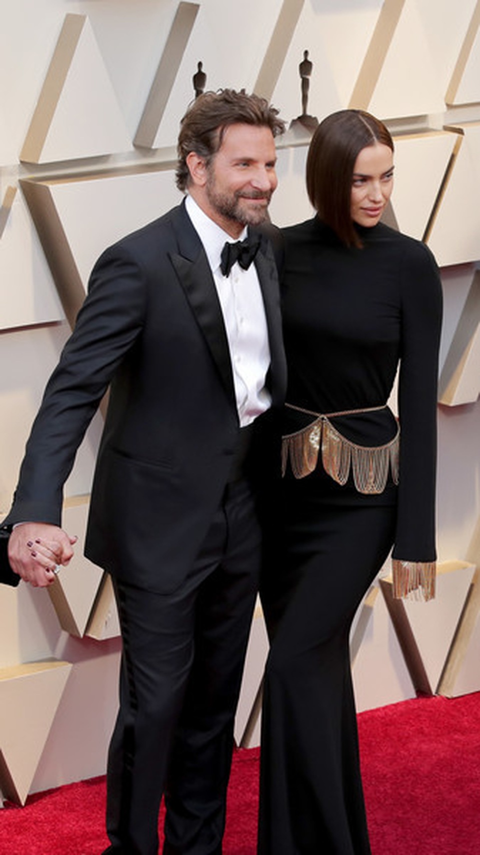 Minh tinh Hollywood khoe váy áo lộng lẫy trên thảm đỏ Oscar 2019 - 68 Minh tinh Hollywood khoe váy áo lộng lẫy trên thảm đỏ Oscar 2019 - 68