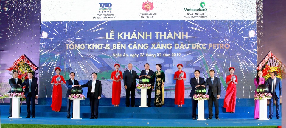 Khanh thanh DKC (1).jpg Khanh thanh DKC (1).jpg