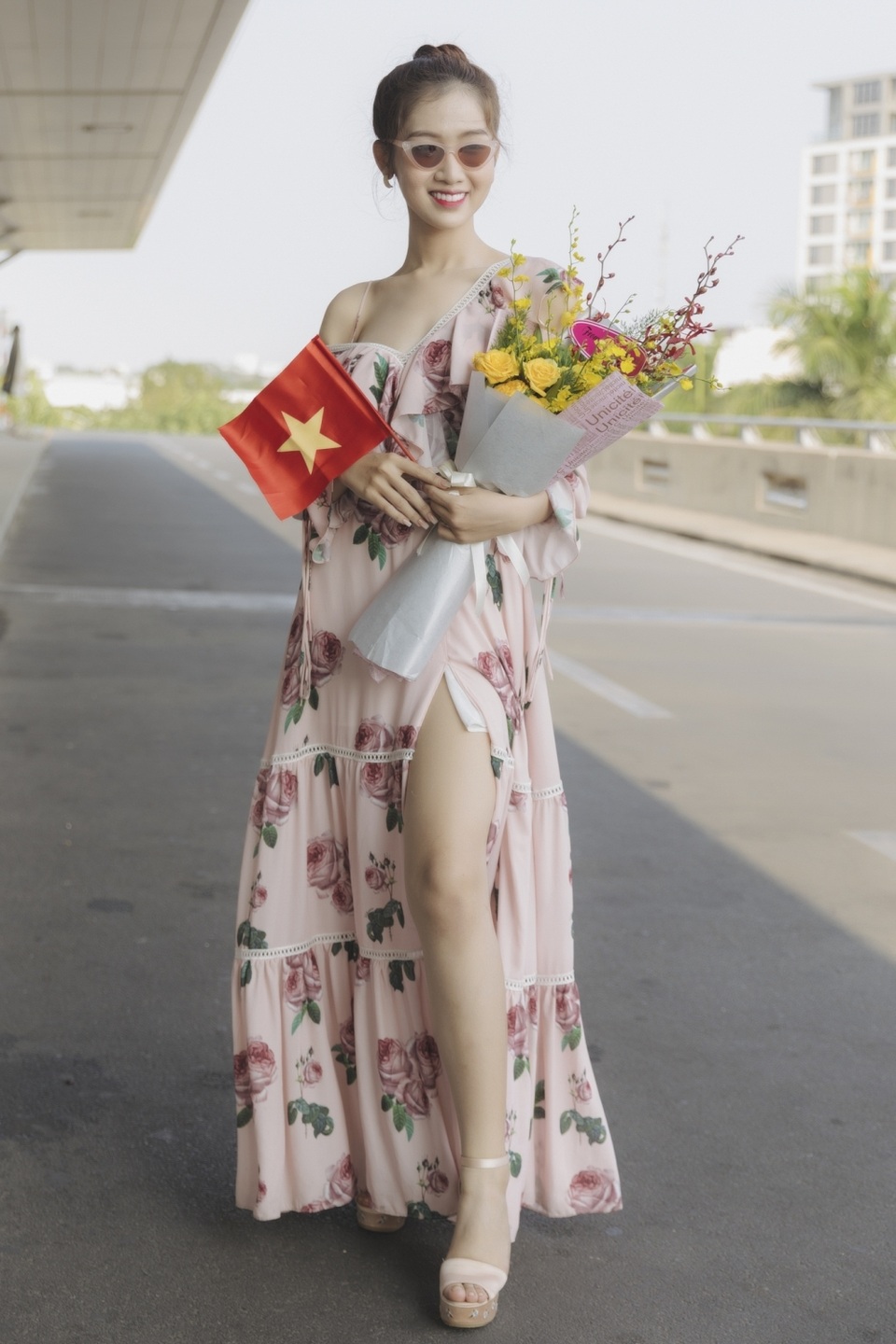 Nguoi dep chuyen gioi2.jpg Nguoi dep chuyen gioi2.jpg
