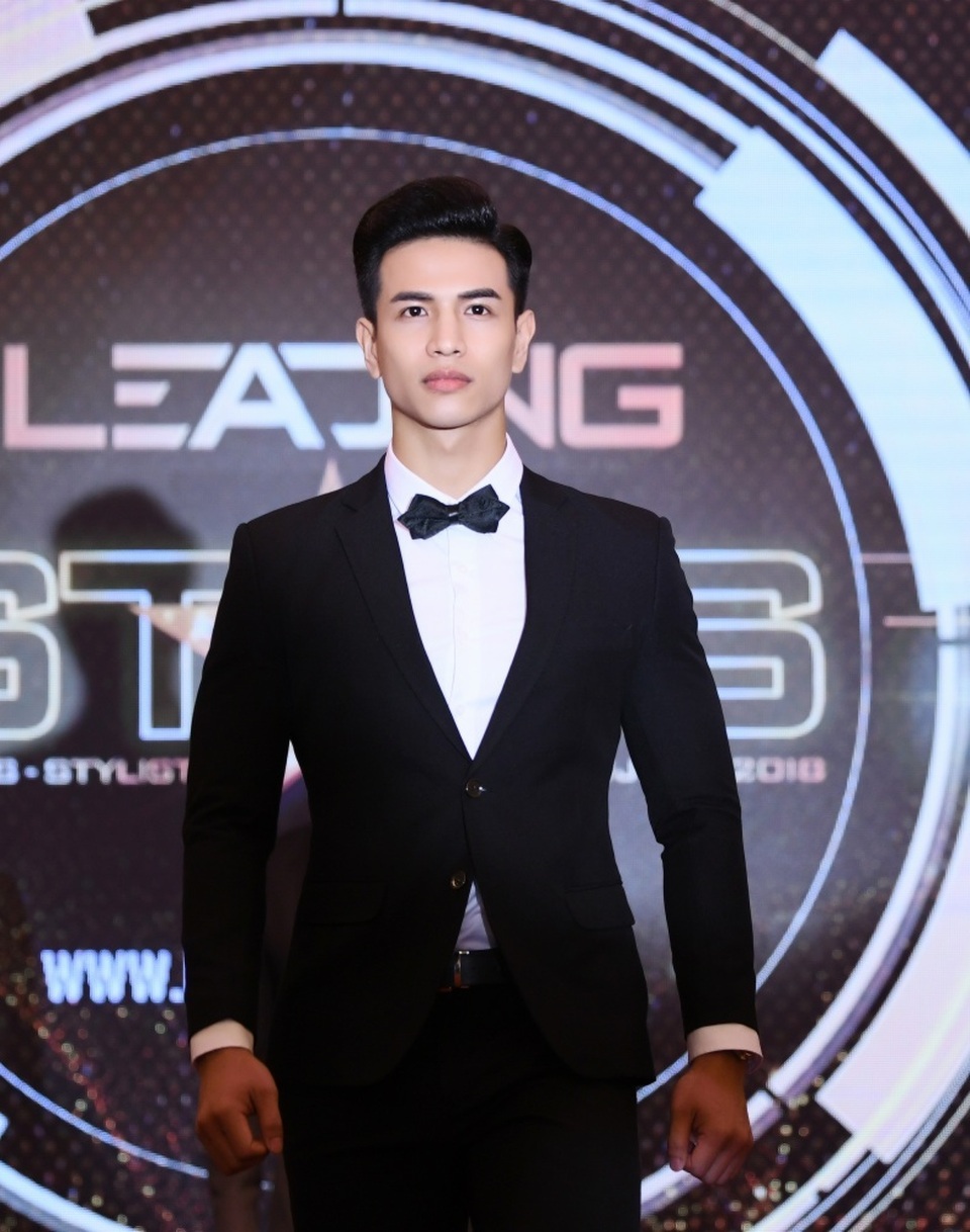 Trinh Bao8.jpg Trinh Bao8.jpg