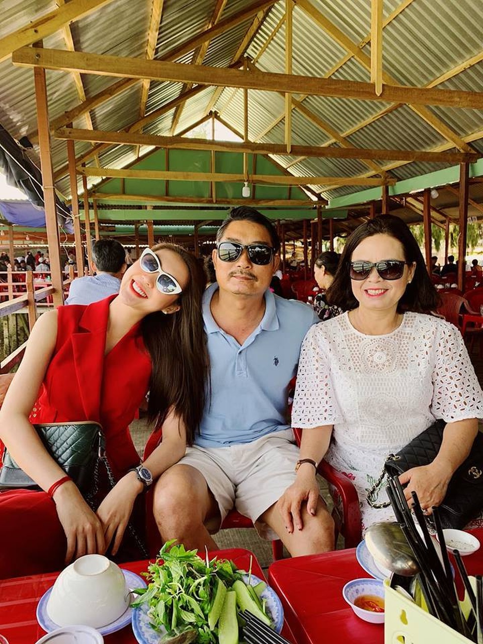 tuong linh cung bo me .jpg tuong linh cung bo me .jpg