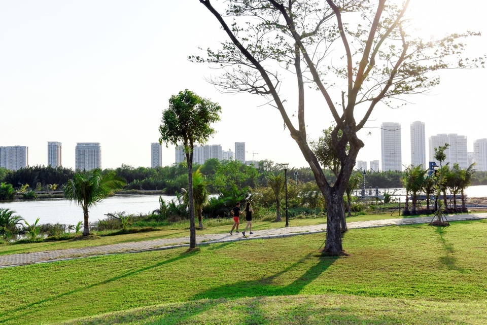 Đất đắt như vàng, Phú Mỹ Hưng vẫn “ào ào” đầu tư hạ tầng dịch vụ - 1 Đất đắt như vàng, Phú Mỹ Hưng vẫn “ào ào” đầu tư hạ tầng dịch vụ - 1