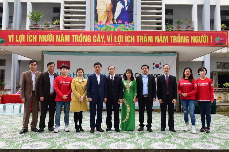 Cơ hội tiếp cận thư viện thông minh cho học sinh Hải Dương - 2 Cơ hội tiếp cận thư viện thông minh cho học sinh Hải Dương - 2