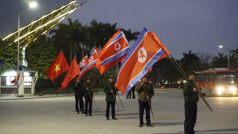 Quảng Ninh, Hải Phòng siết chặt an ninh, trang hoàng rực rỡ đón phái đoàn Triều Tiên - 1 Quảng Ninh, Hải Phòng siết chặt an ninh, trang hoàng rực rỡ đón phái đoàn Triều Tiên - 1