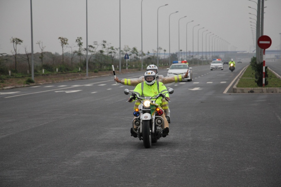 Quảng Ninh, Hải Phòng siết chặt an ninh, trang hoàng rực rỡ đón phái đoàn Triều Tiên - 6 Quảng Ninh, Hải Phòng siết chặt an ninh, trang hoàng rực rỡ đón phái đoàn Triều Tiên - 6