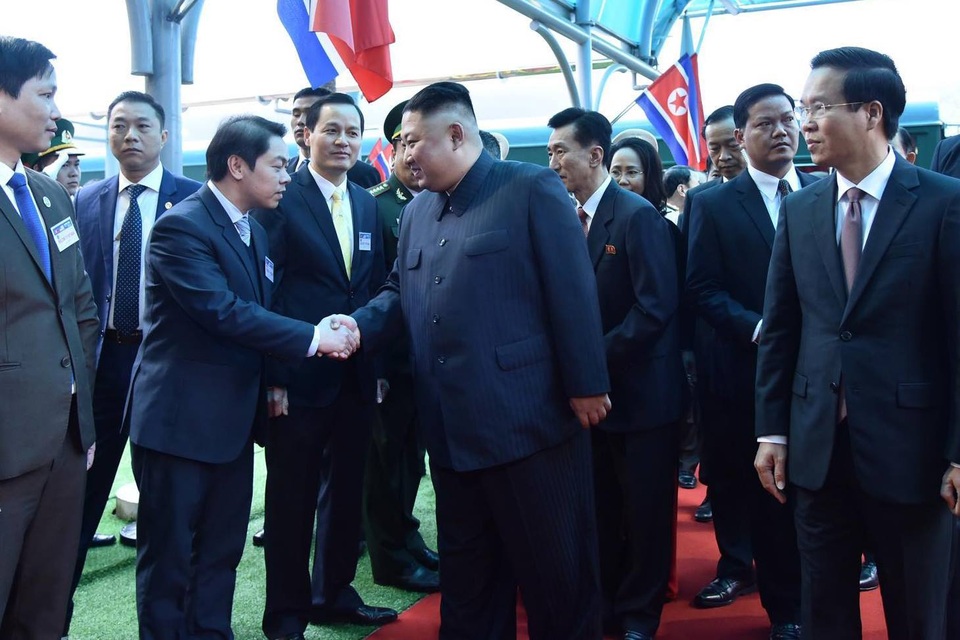 Hành trình của Chủ tịch Triều Tiên từ ga Đồng Đăng tới Hà Nội - 19 Hành trình của Chủ tịch Triều Tiên từ ga Đồng Đăng tới Hà Nội - 19