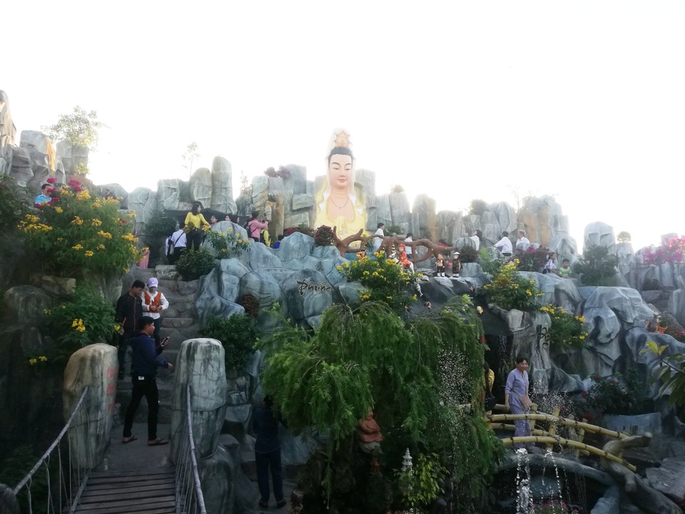 Khám phá ngôi chùa có Thầy trò Đường Tam Tạng vượt thác, thỉnh kinh - 5 Khám phá ngôi chùa có Thầy trò Đường Tam Tạng vượt thác, thỉnh kinh - 5